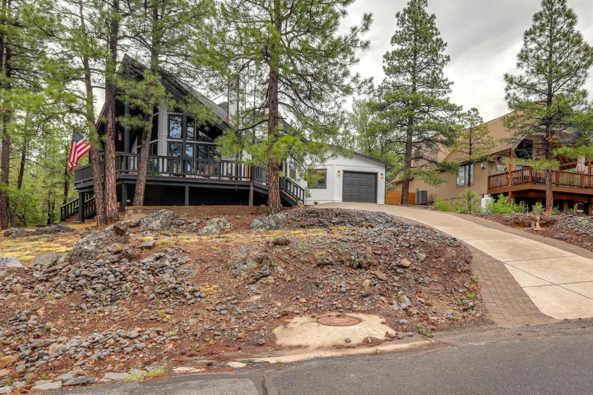 Munds Park Cabin With Poker Room And Wraparound Deck! Екстериор снимка