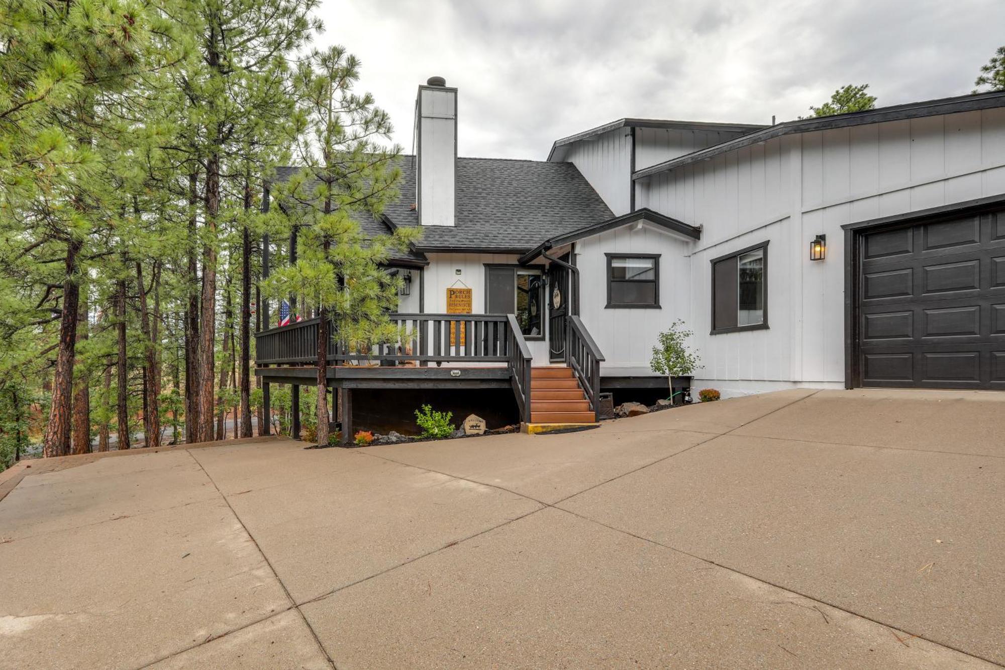 Munds Park Cabin With Poker Room And Wraparound Deck! Екстериор снимка