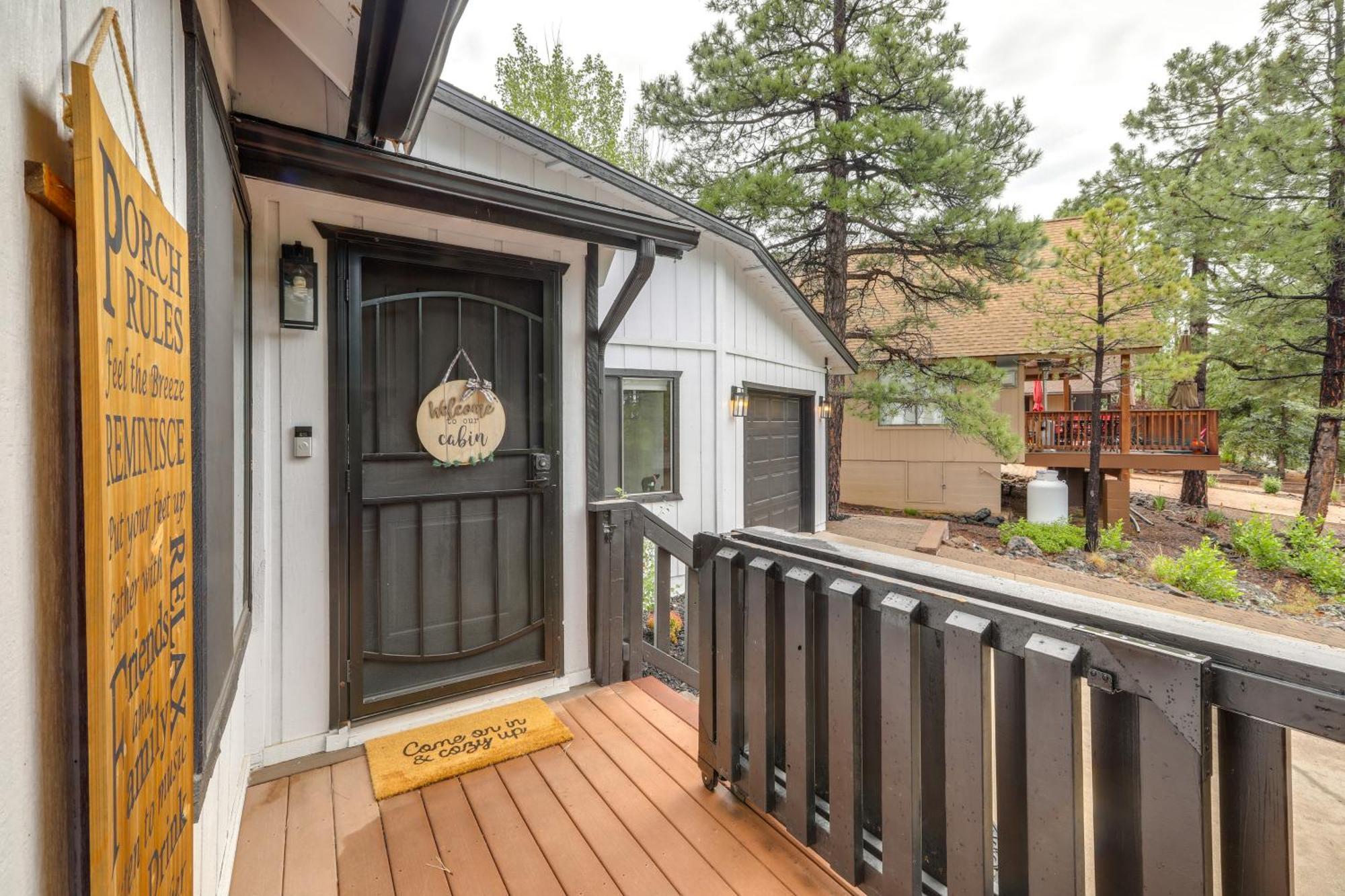 Munds Park Cabin With Poker Room And Wraparound Deck! Екстериор снимка